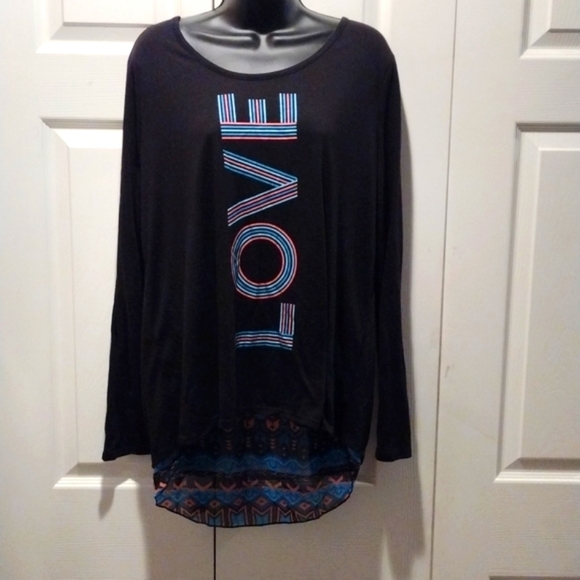 No boundaries Graphic Top xxl - Picture 1 of 6